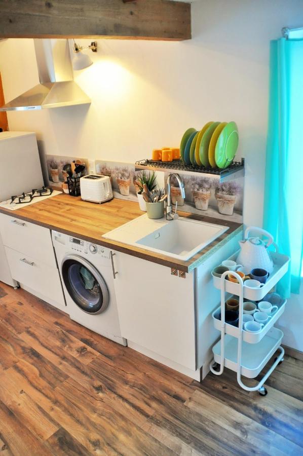 EygliersCozy Mini House With Beautiful Viewsアパートメント エクステリア 写真