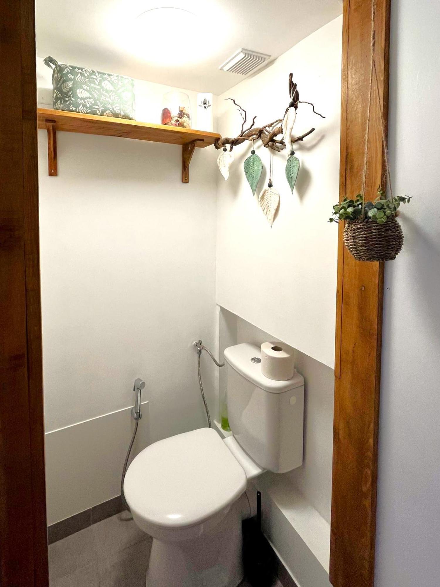 EygliersCozy Mini House With Beautiful Viewsアパートメント エクステリア 写真